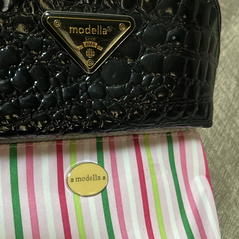Modella Cosmetic Case Bundle - Picture 2 of 13